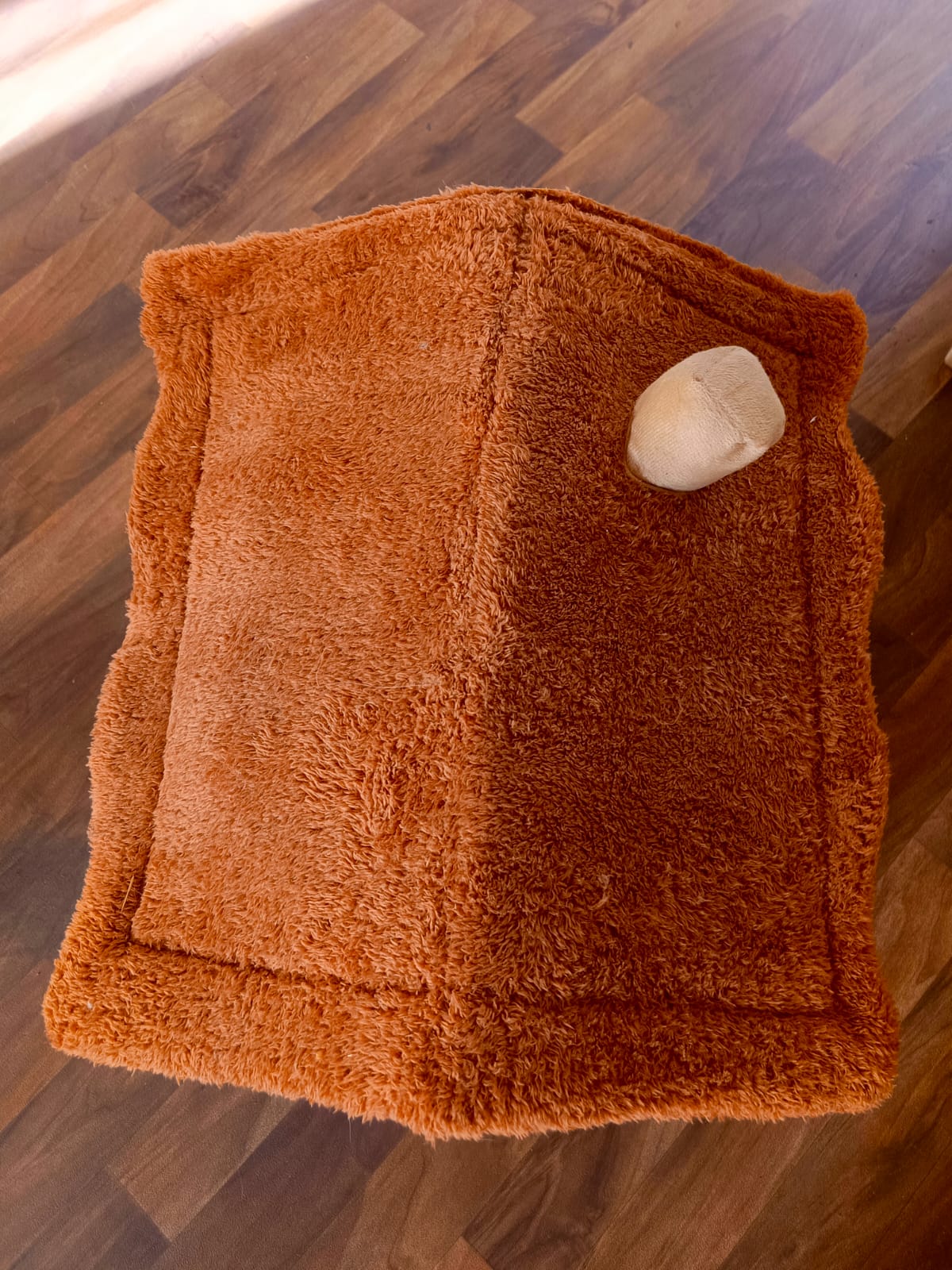 All Season Dog and Cat Bed House for Indoor Use