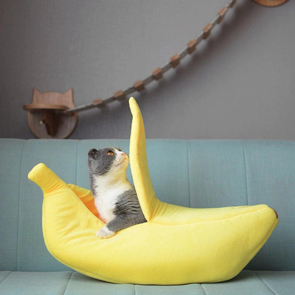 Banana-Shaped Cat Bed with Soft Plush Cushion