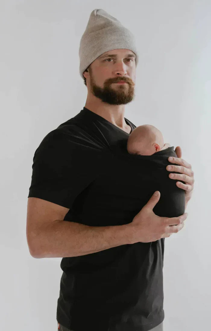 Baby Carrier Shirt with Hands-Free Design for Parents