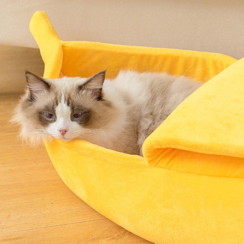 Banana-Shaped Cat Bed with Soft Plush Cushion